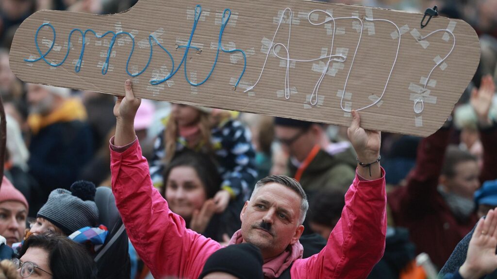 La sombra de la ultraderecha persigue a personas refugiadas en Alemania